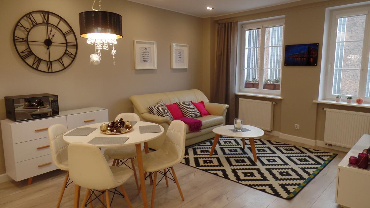דירות גדנסק Grand-Tourist Cristal 59/61 Sw. Ducha Str מראה חיצוני תמונה